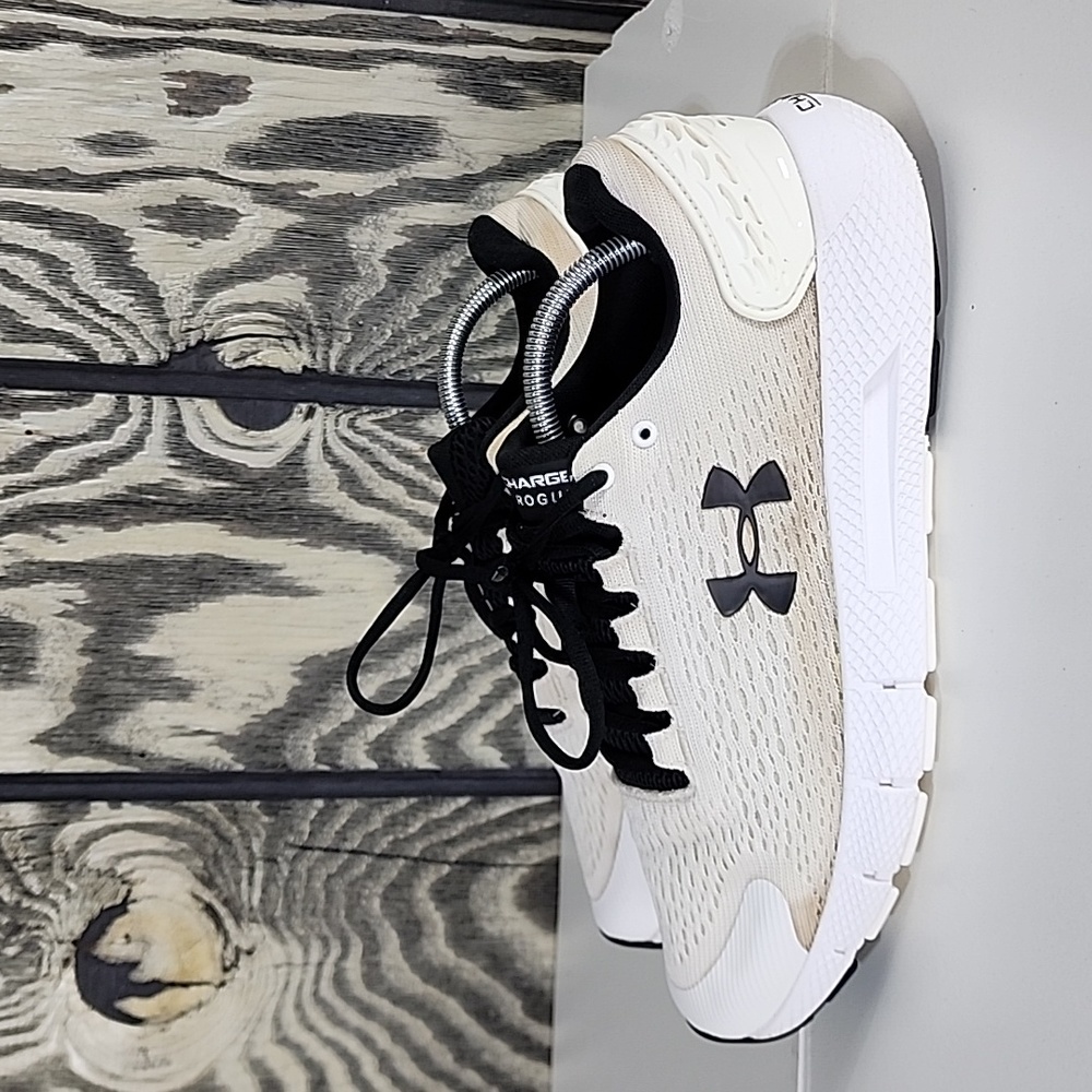Under Armour Charged Rogue Mens Size 10.5 White Athletic Shoes